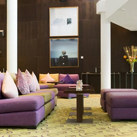 Courtyard By Marriott Stockholm Kungsholmen-3